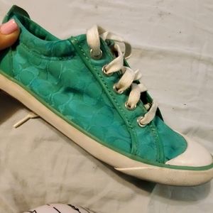Size 8 turquoise coach shoes
